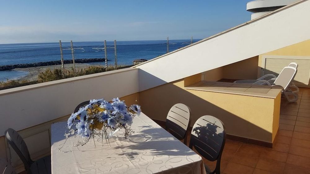 Paris - Amantea - Il Borgo Della Marinella - Amantea