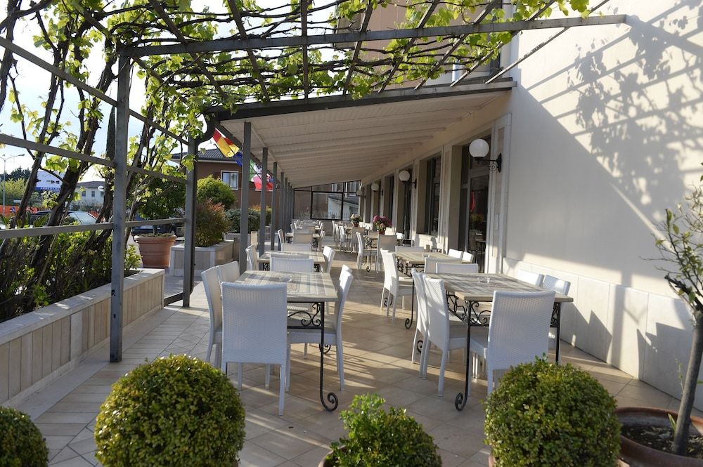 Nantes - Sirmione - Hotel San Benedetto - Sirmione