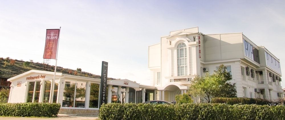 Paris - Podgorica - Philia Hotel - Podgorica