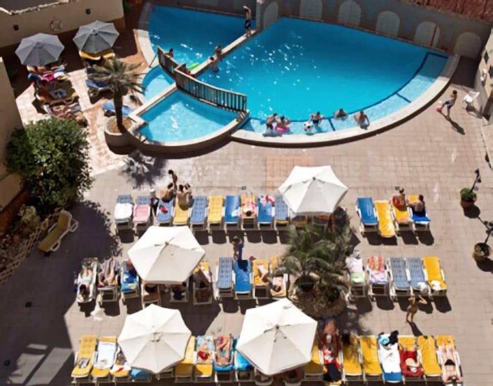 Toulouse - St. Julianʼs - Cardor Holiday Complex - St. Julianʼs