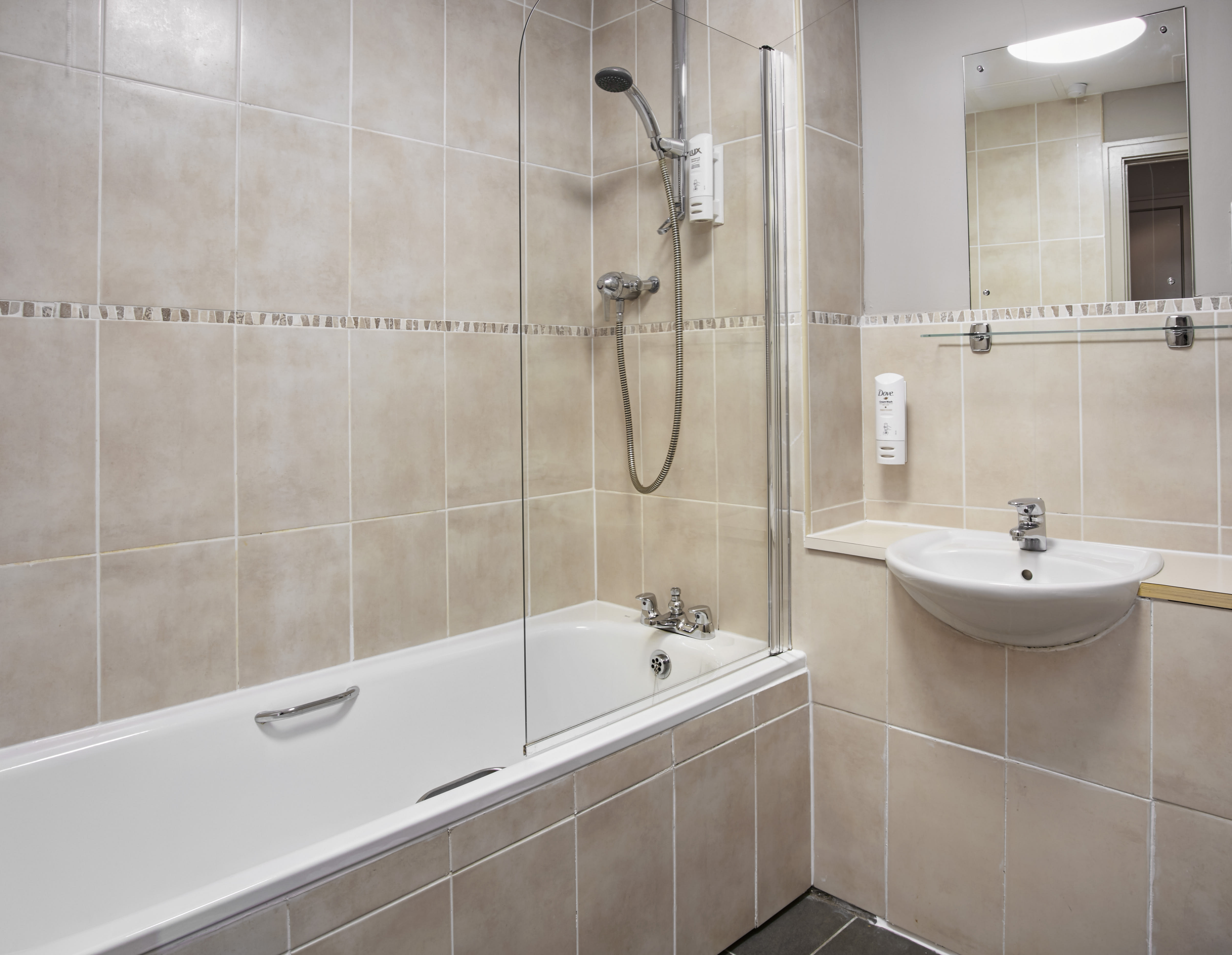 Cordia Serviced Apartments - Free on-site parking 4