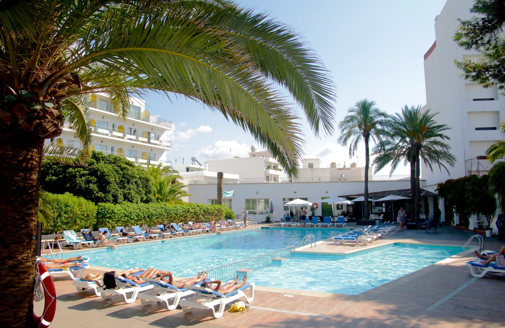 Hotel Tropical 3