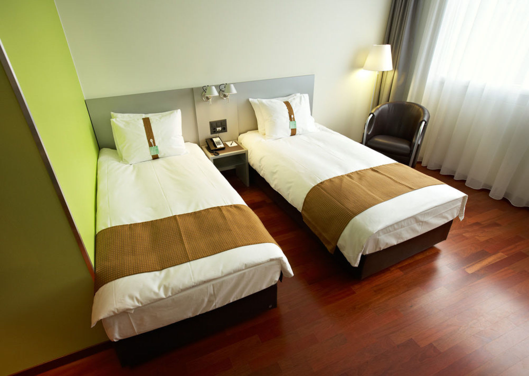 Holiday Inn ZÜRICH - MESSE by IHG 5