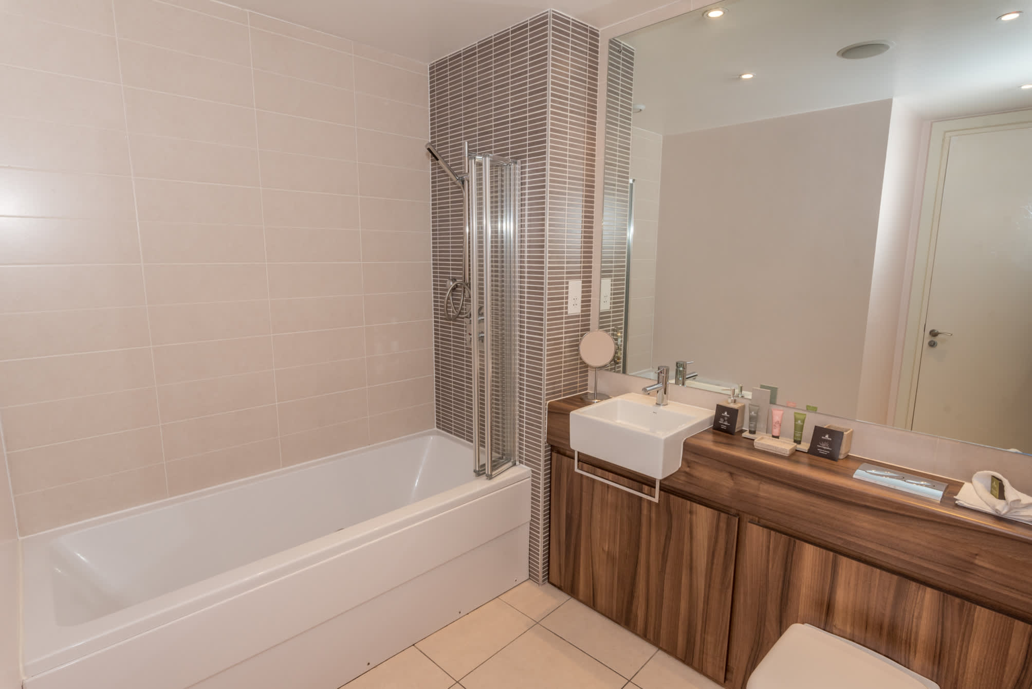 Dream Apartments St Thomas Hall 3