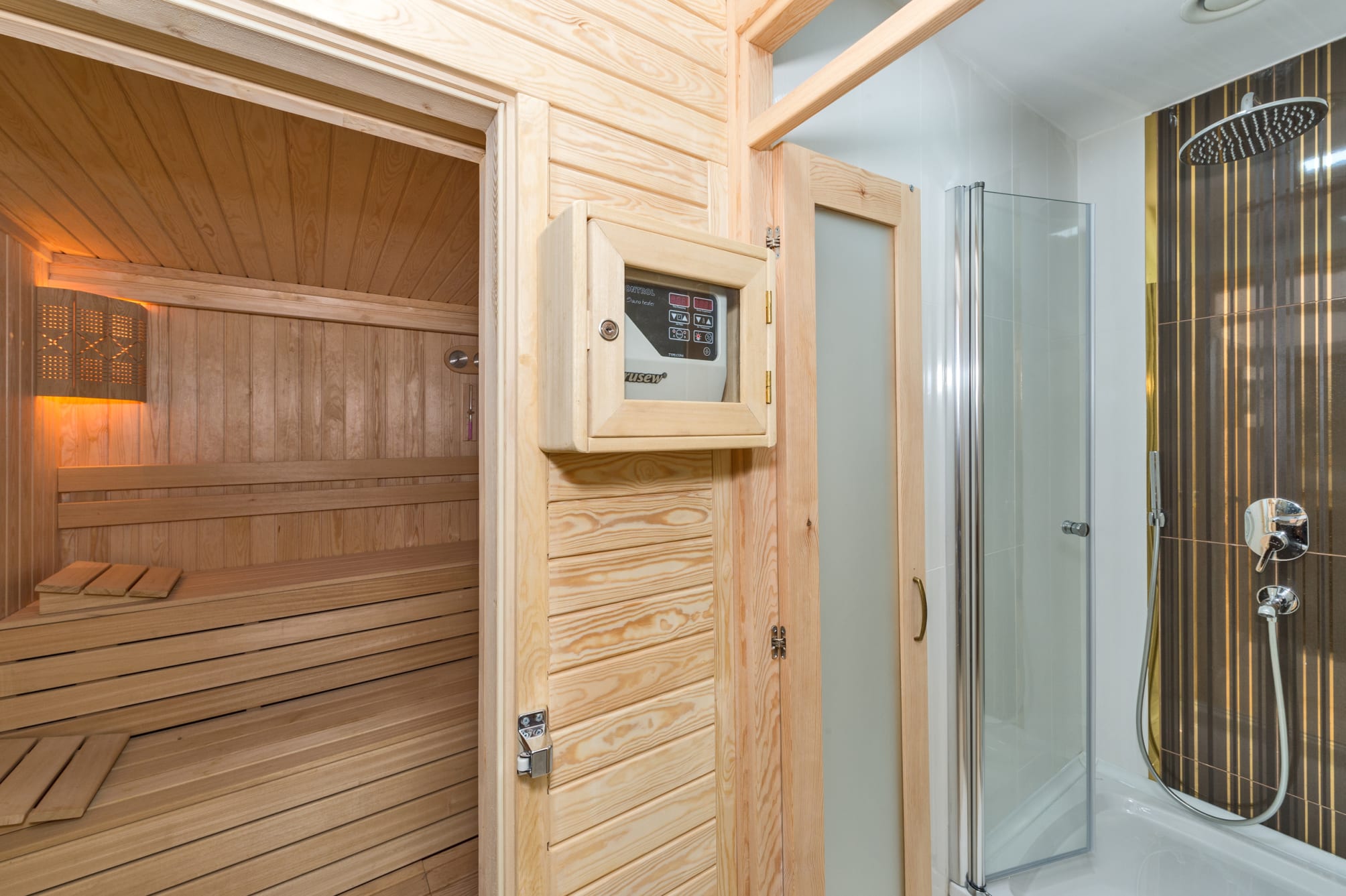 Aprilis Gold Hotel - Special Category 5