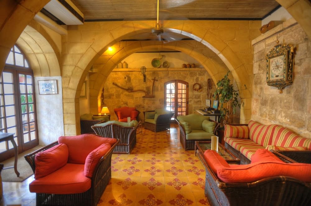 Cornucopia Hotel 3