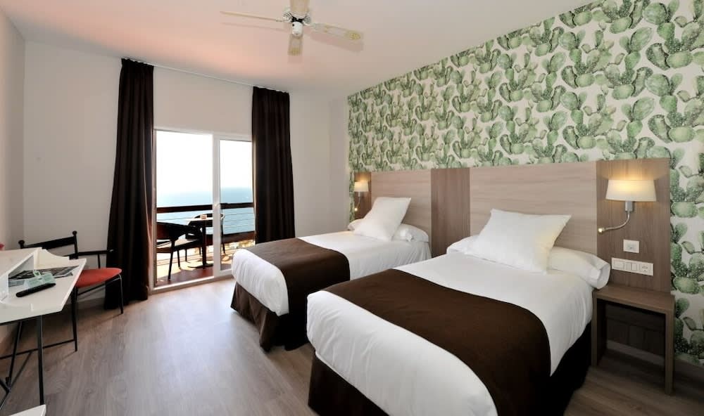 Hotel Salobreña Suites 5