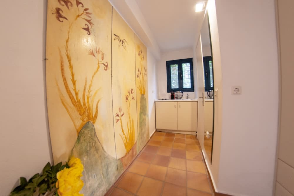 Barbati Boutique Studio 5