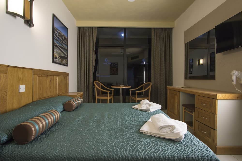 Canifor Hotel 5