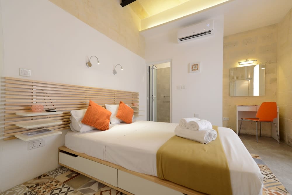 VBL Hostel – Adults only 4
