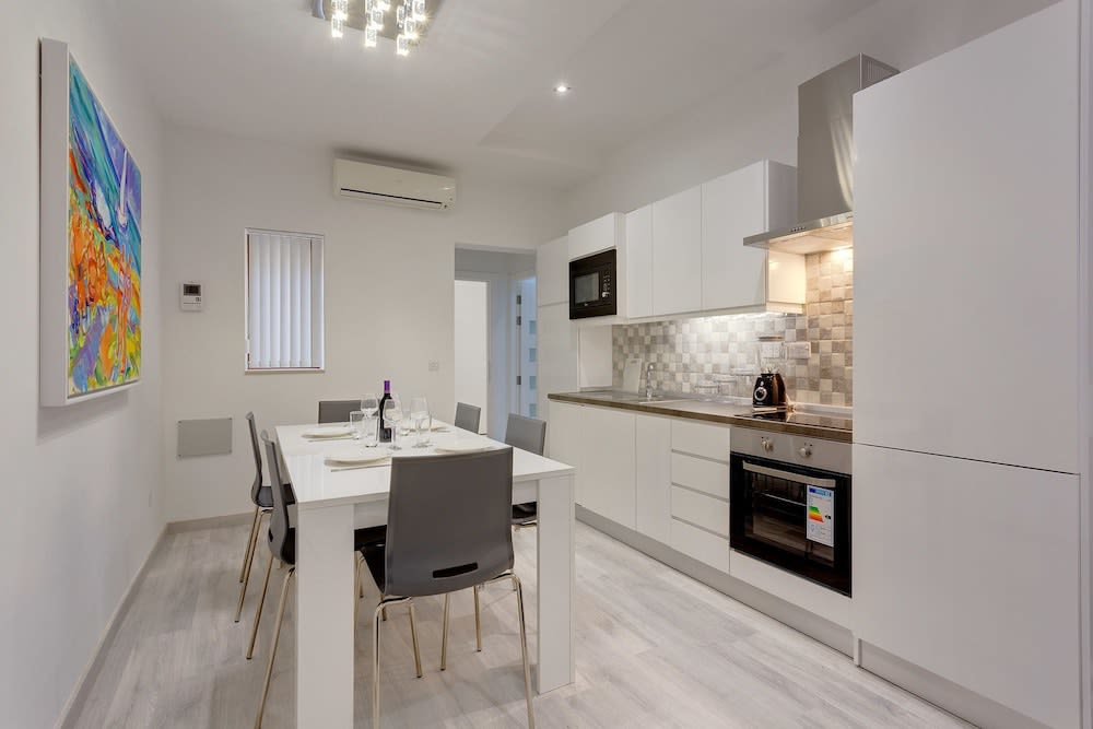 Modern Apartment in the Best Area of Sliema 5