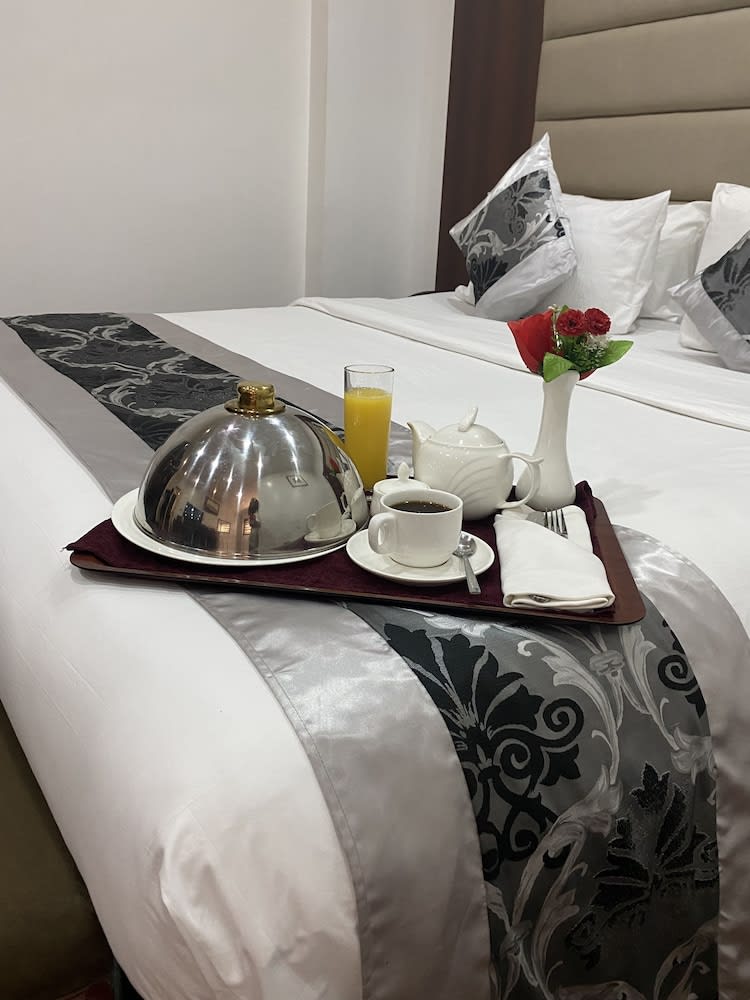 Novatel Hotel 4