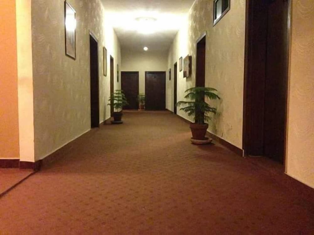 Green Land Hotel Lahore 5