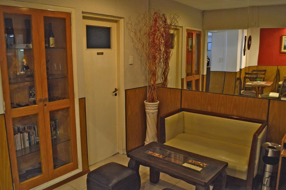 Hotel Petit 4