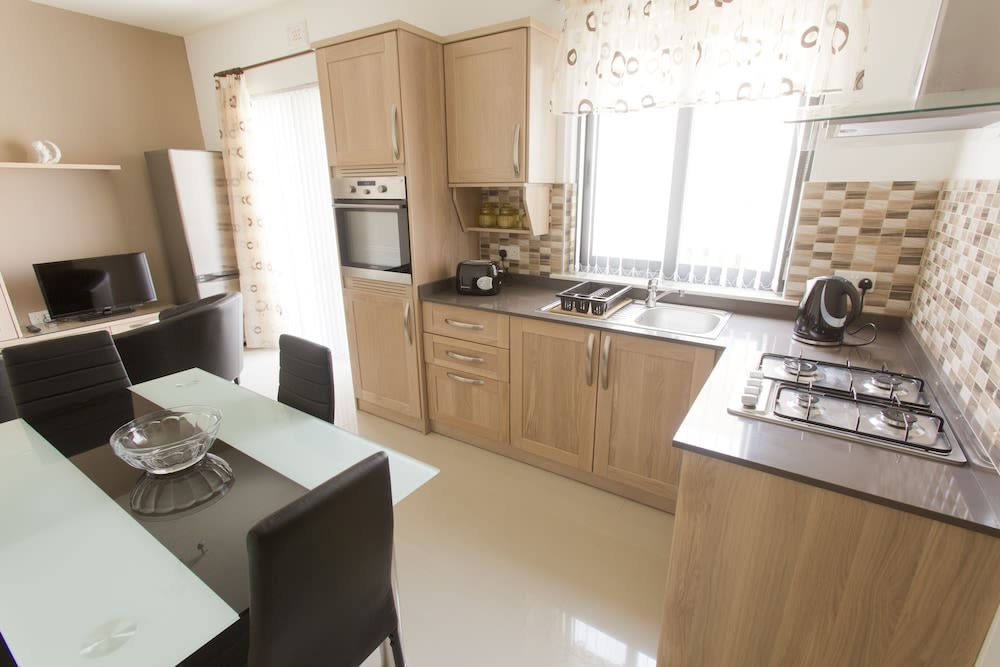 Waterside Apartments 5