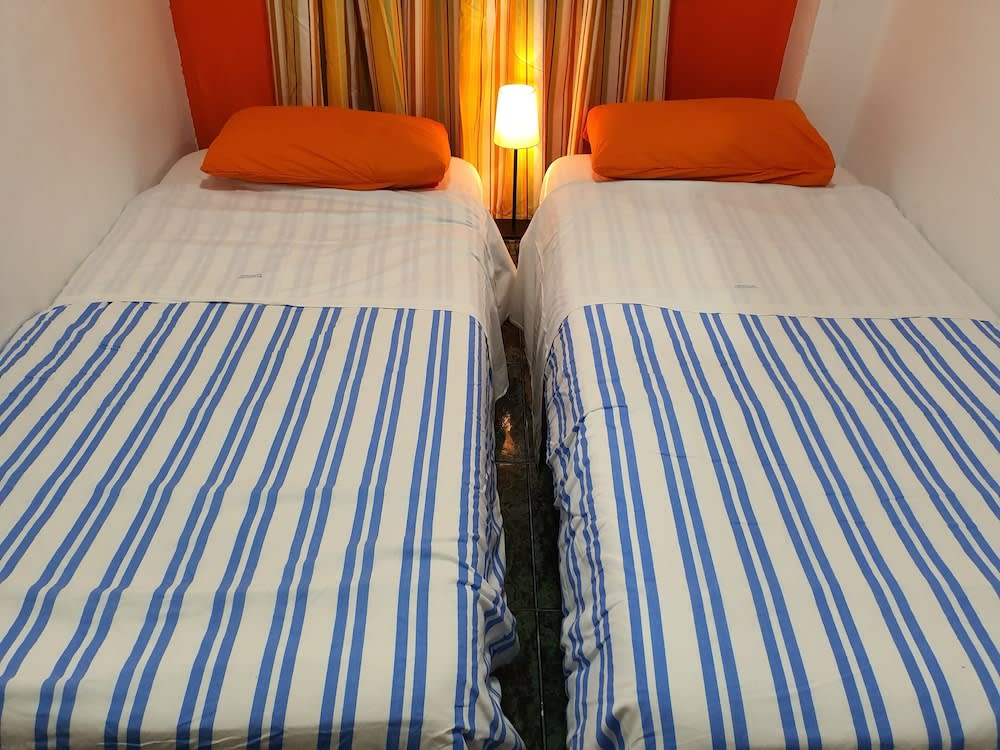 Low Cost Room Plaza de Hierro IV 2