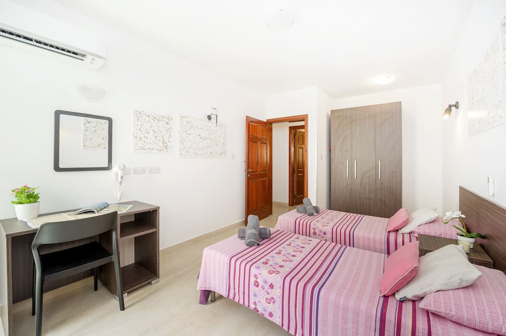 Summer Breeze Maisonette with Terrace by Getaways Malta 3