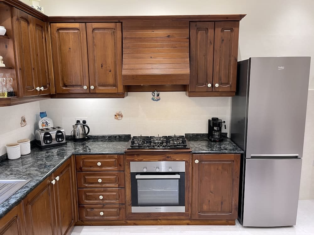 Sunrise Apt near beach SmartTV & Netflix 3