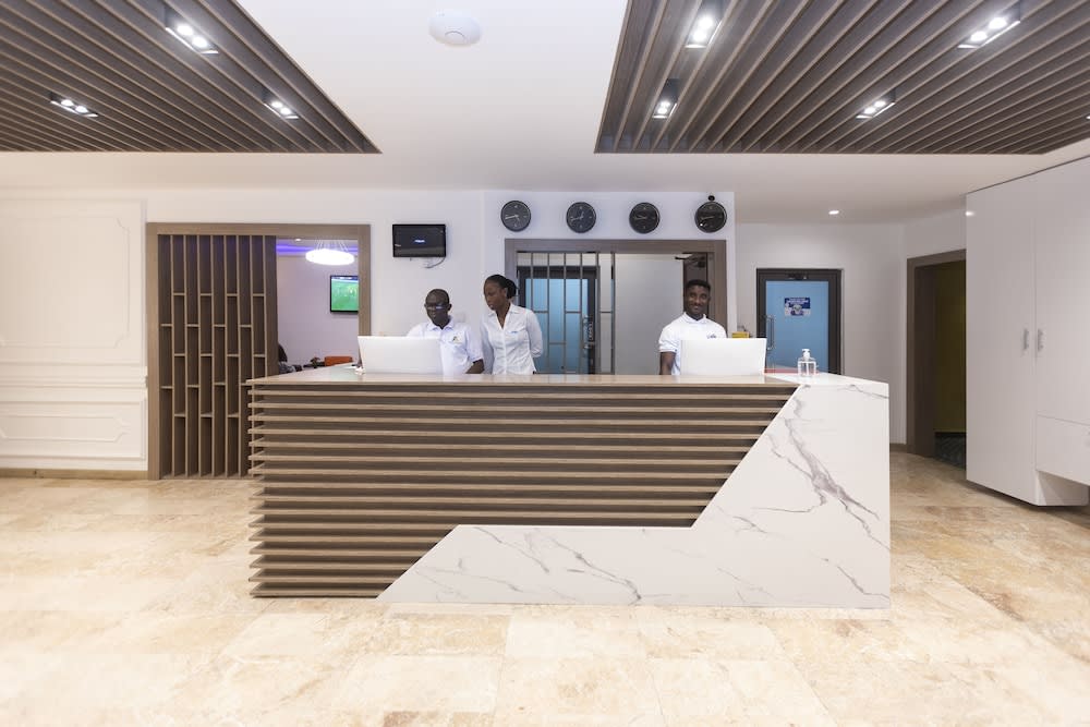 Airport View Hotel 3
