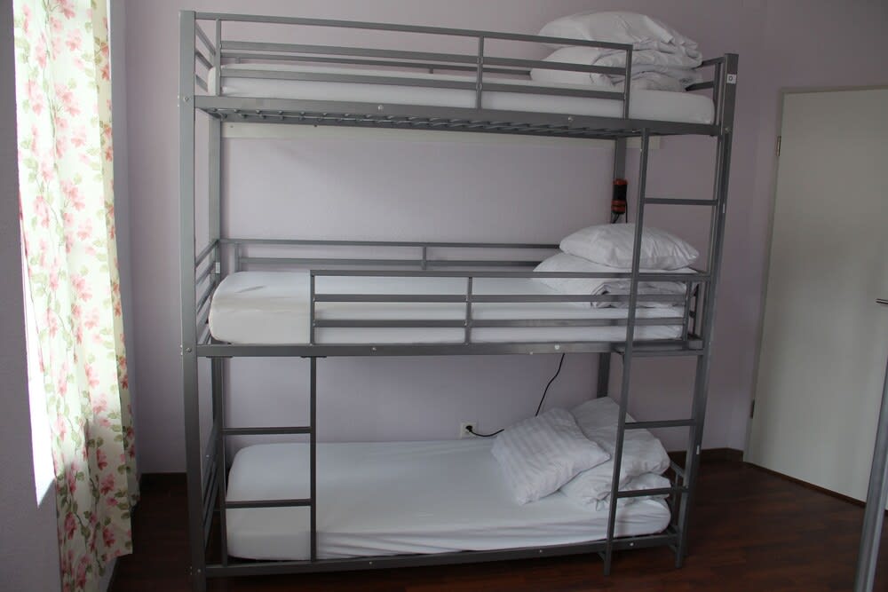 Stay2Night Hostel 5
