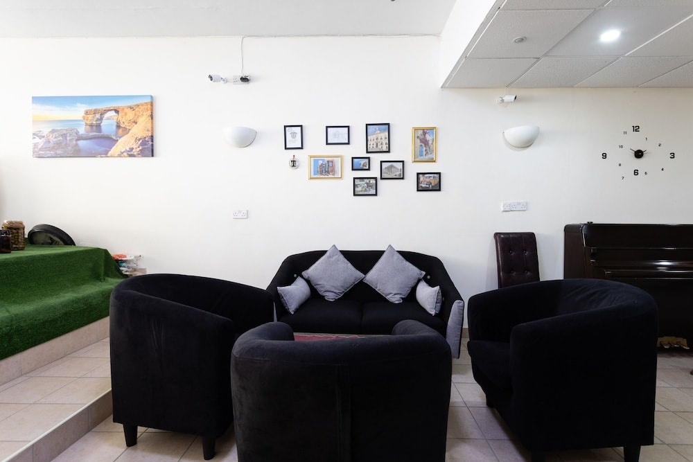 Tarona Guesthouse 3