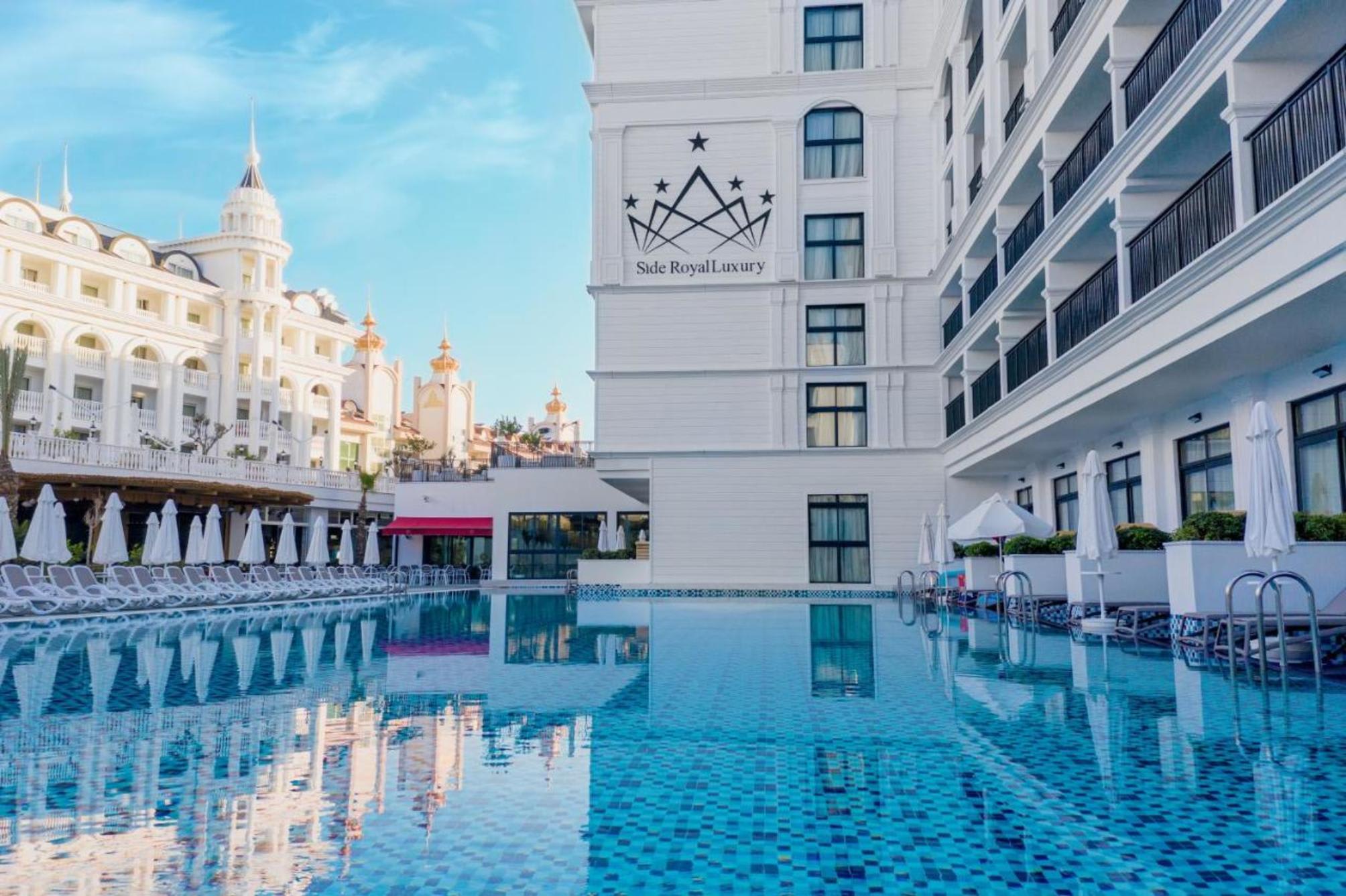 Side Royal Style Hotel 5