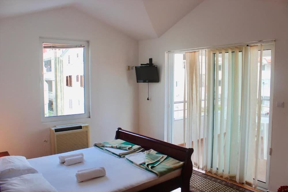 Nir Apartments Budva 3