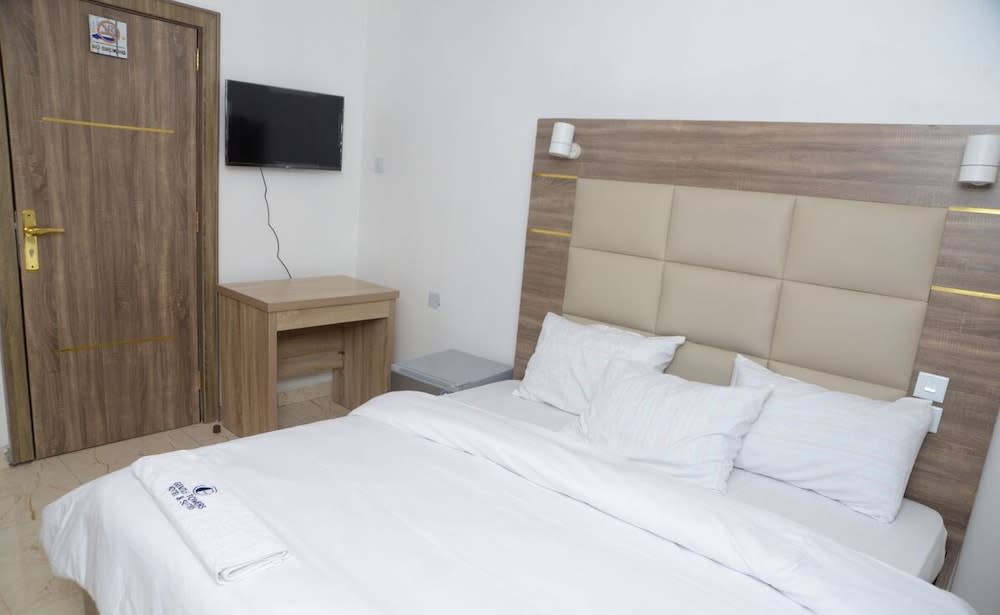 gentle tower hotels 4