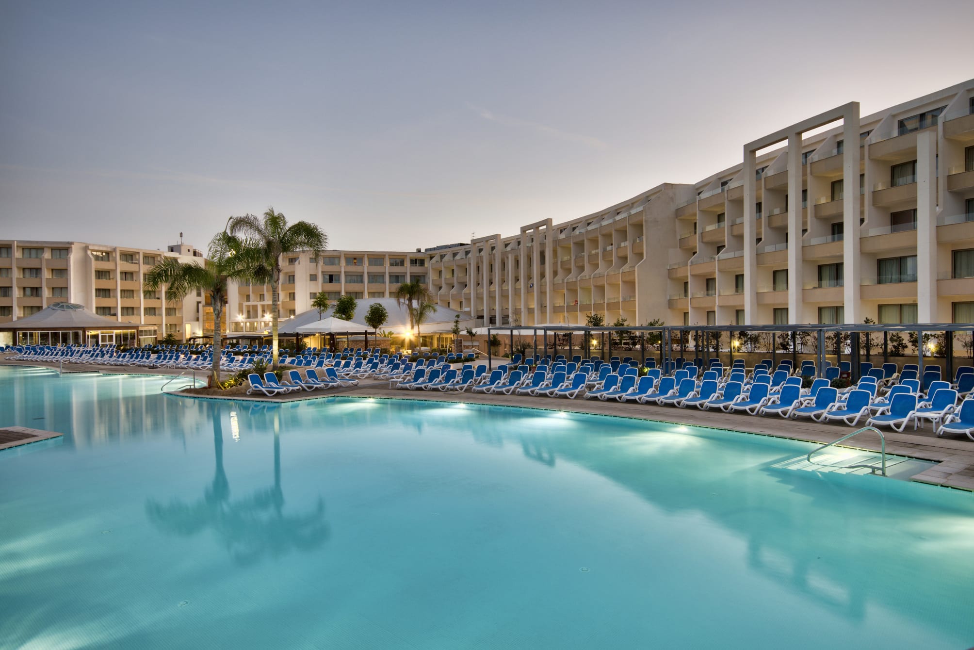 db Seabank Resort + Spa All Inclusive 2