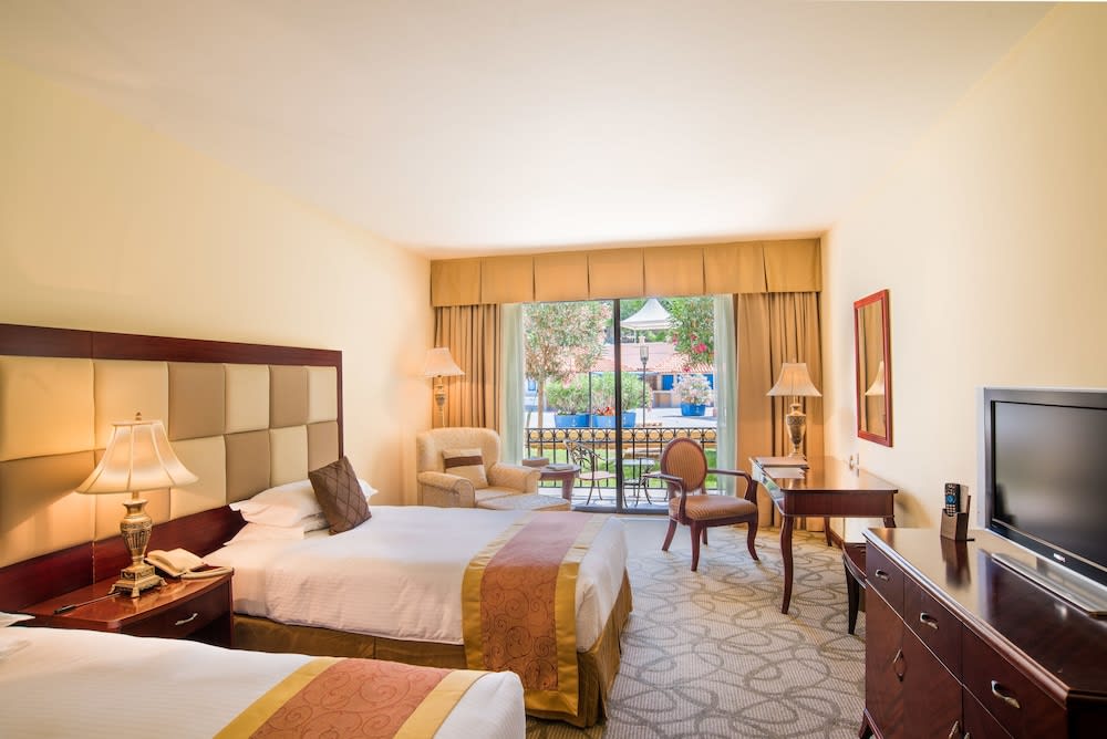 Grand Hotel Excelsior 4