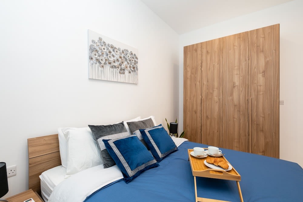 Chic 1BR Retreat in St Julian's by Holi 4