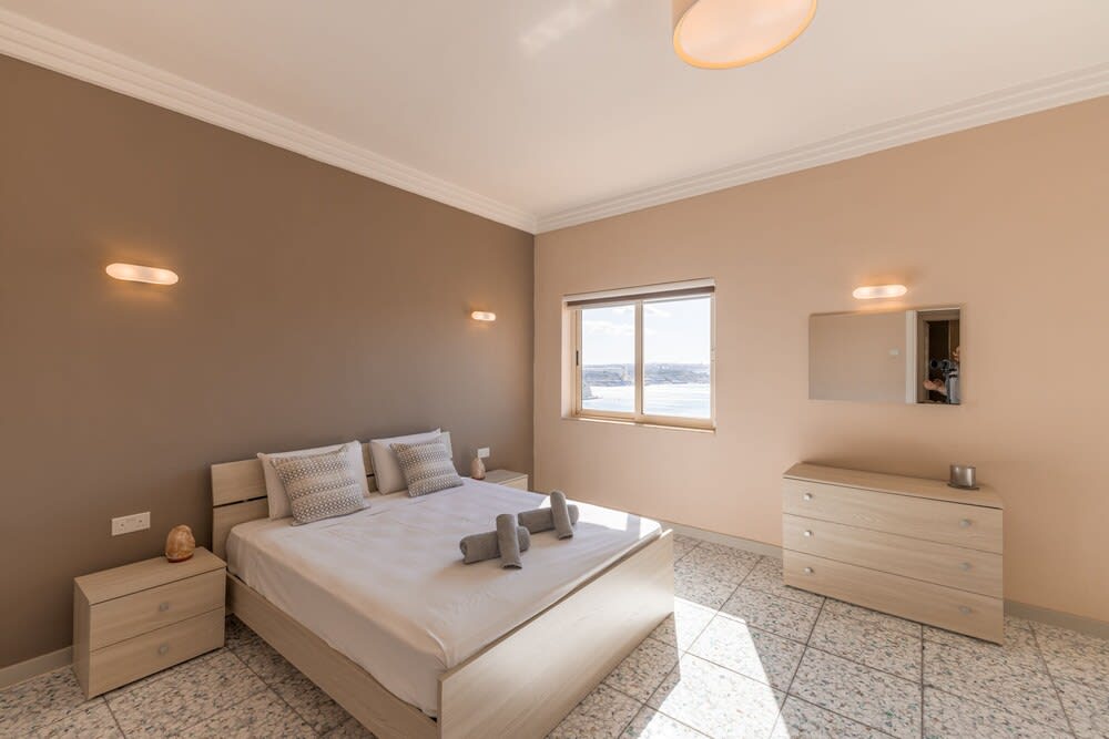 Harbour Vista: Spacious 2BR in Heart of Valletta 5