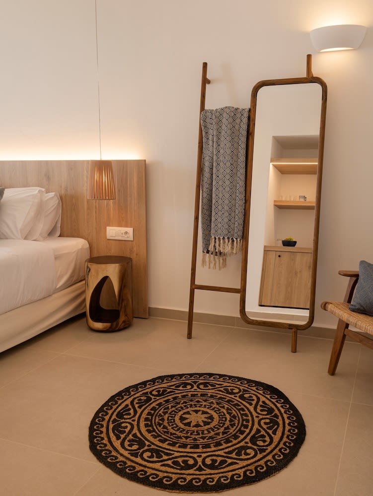 KAMEO, Antiparos 4