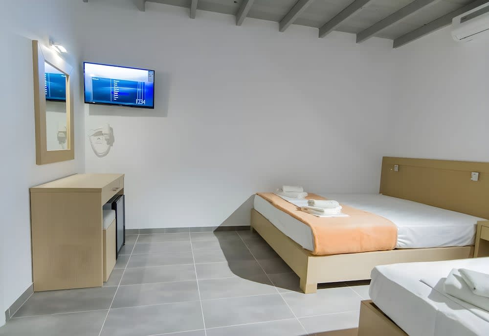 FarOut BeachClub - Rooms & Camping 5