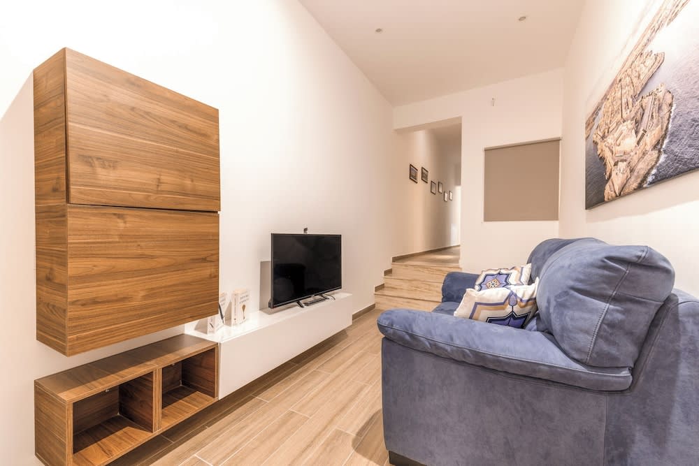 ORSOLA - New 2 BEDROOM Apartment 4