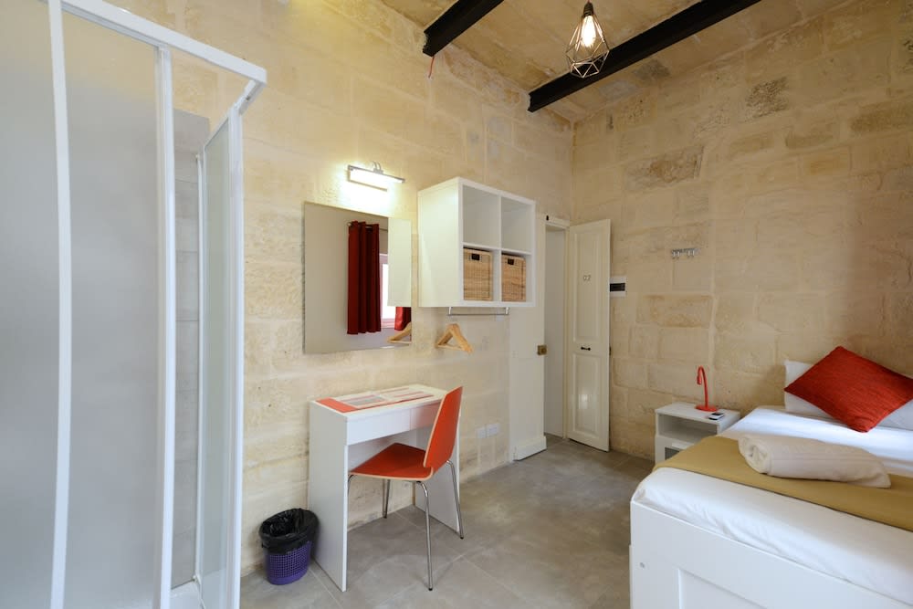 Lovely House Private Rooms by Vallettastay 2