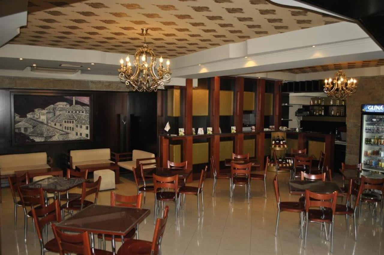 Hotel Bleta 4