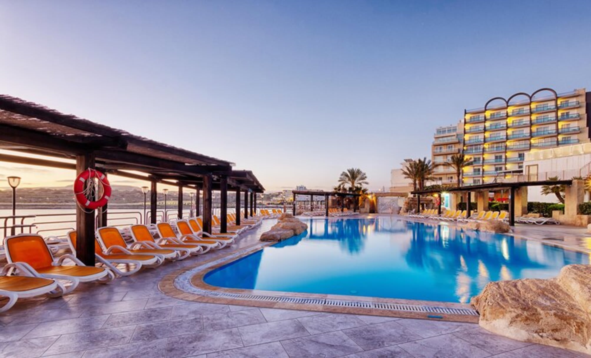 AX Sunny Coast Resort & Spa 4