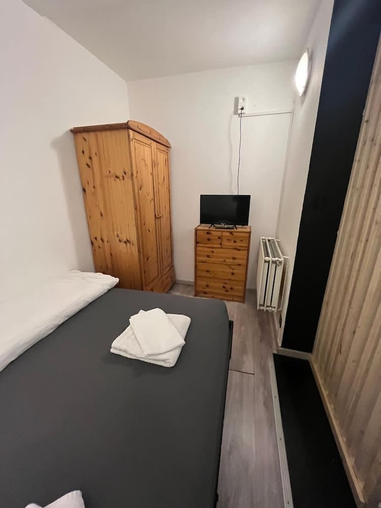 European District Studios 4
