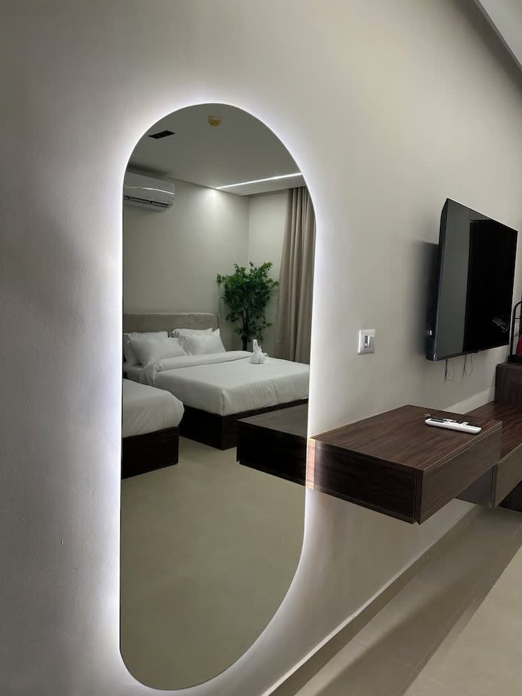 Imperial Hotel 4