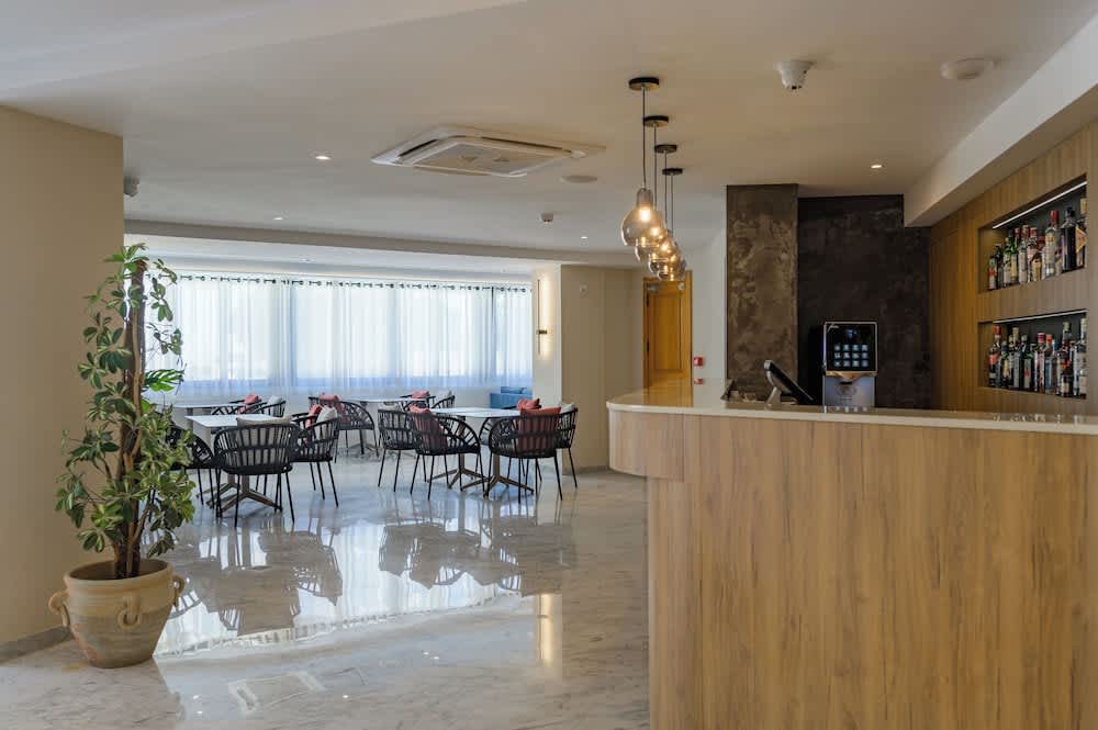 Xemxija Bay Hotel 4