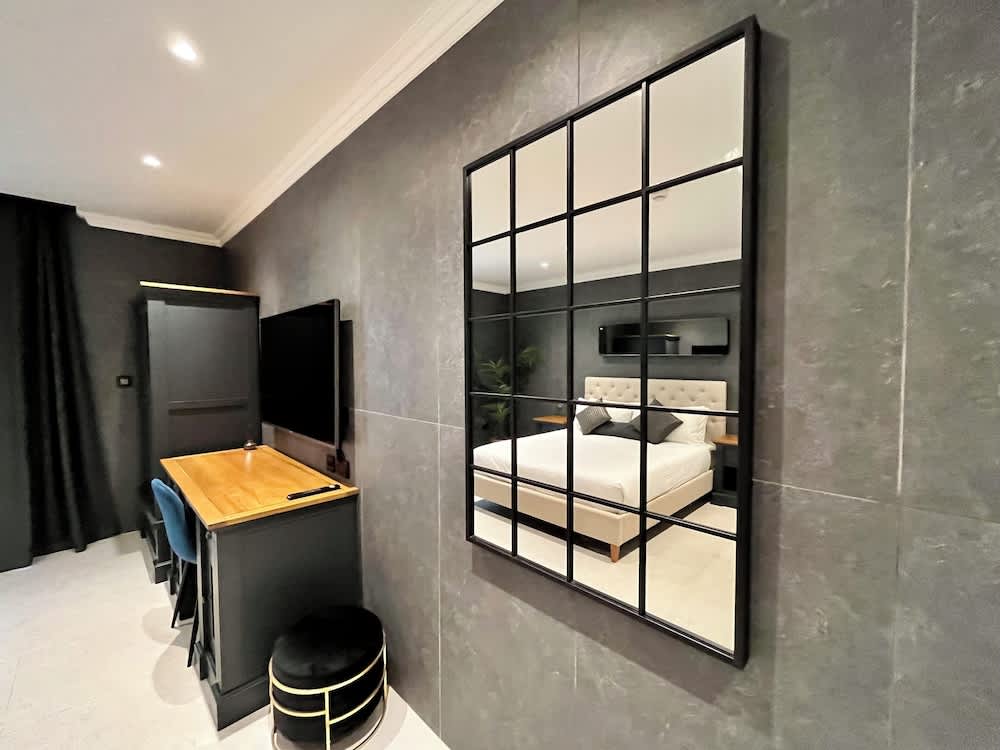 Sliema Studios 4