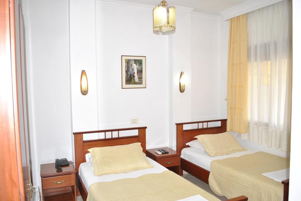 Hotel Bleta 3
