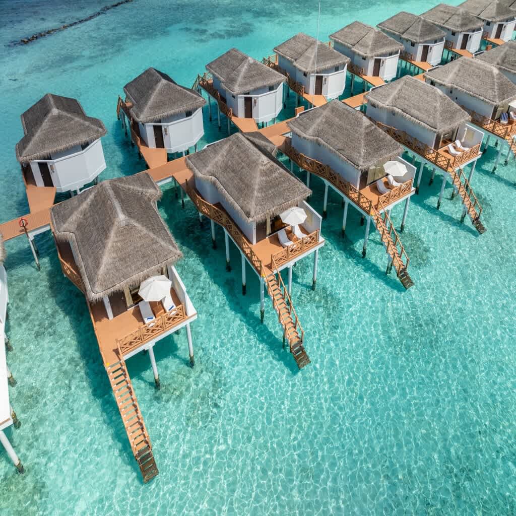 Angaga Island Resort and Spa 3