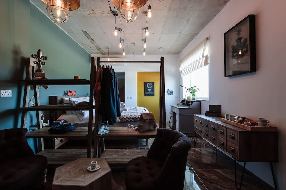 Talbot and Bons Deluxe Studio Flat 5