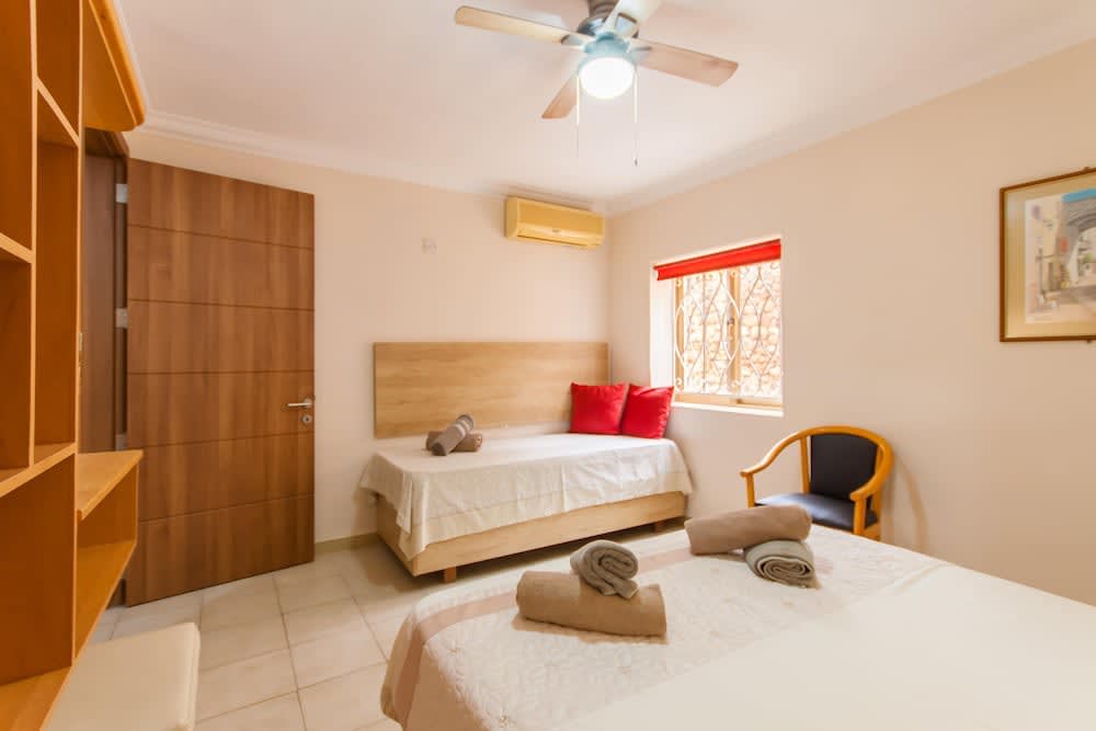 Villa & Pool Apart in Mellieha Bay Apartments 5