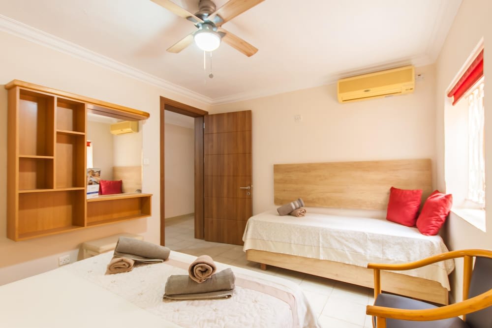 Villa & Pool Apart in Mellieha Bay Apartments 3