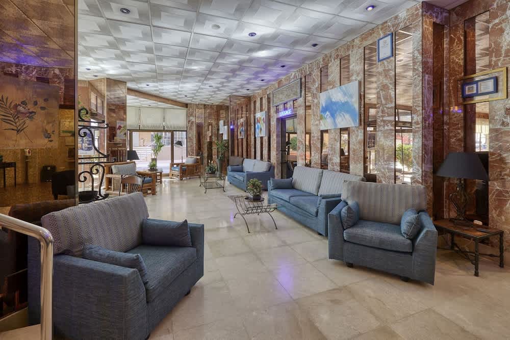 Apartamentos La Jabega 4