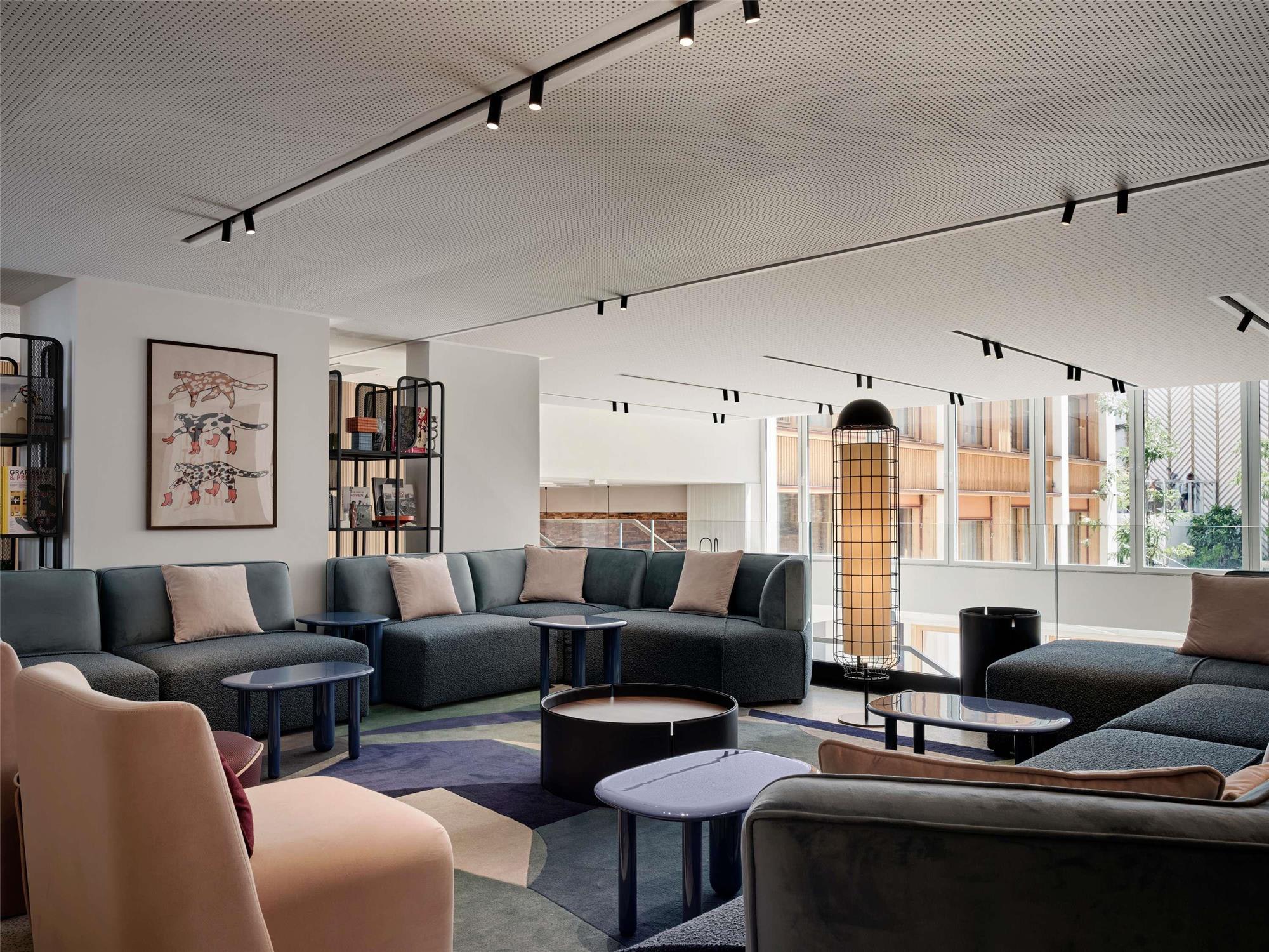 TRIBE Paris Pantin 5