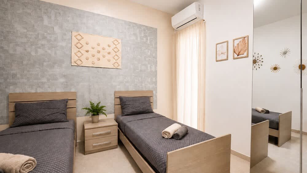 Arzella Apartments Xlendi, Premium 2BR, Bus Stop & Market Opposite 5